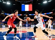 日本队以-战胜法国队，令人惊叹