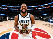 小牛队球星被评选为月最佳球员，崭露头角